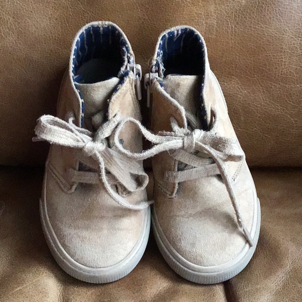 Cat & Jack boot toddler size 7
